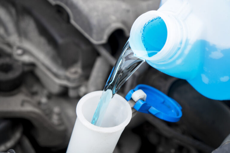 How to Lower Freezing Point of Windshield Washer Fluid Safely