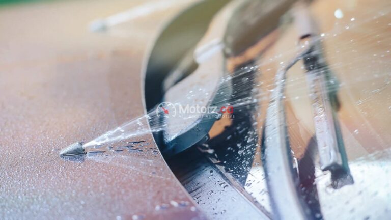 How to Prevent Windshield Washer Nozzles From Freezing
